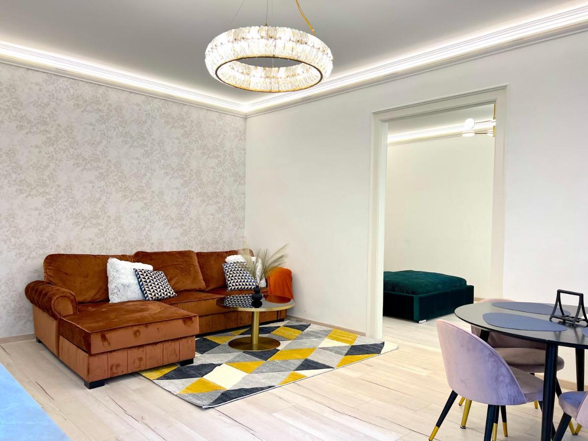 N24 By Small Budapest