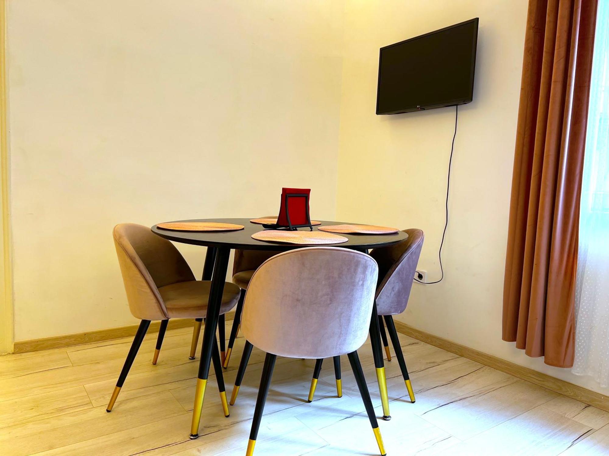 N24 By Small Apartman Budapest