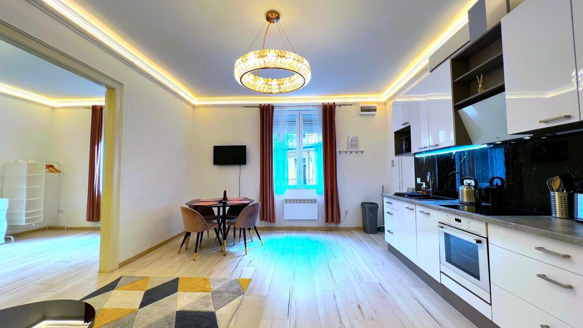 Apartament N24 By Small